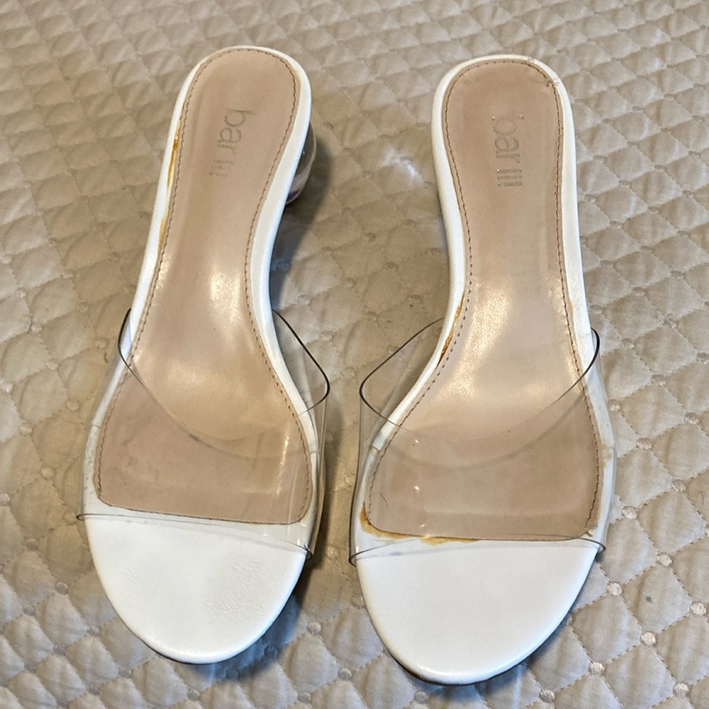 Bar III White Sandals with Elegant Textured Design